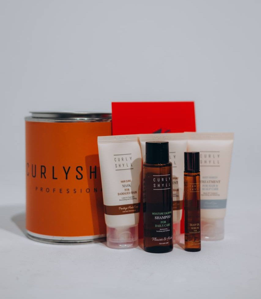 CURLY SHYLL hair care set in a gift can